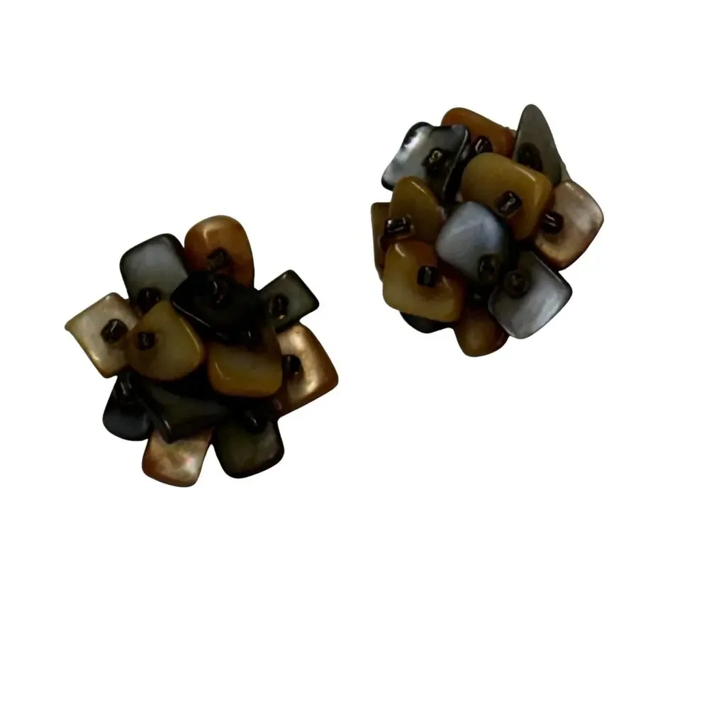 Vintage Japan Mother of Pearl Cluster Clip On Earrings Shell Tile - Picture 2 of 6